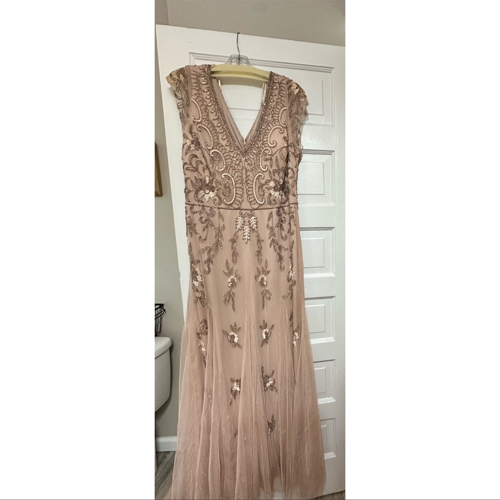 Women’s formal dress